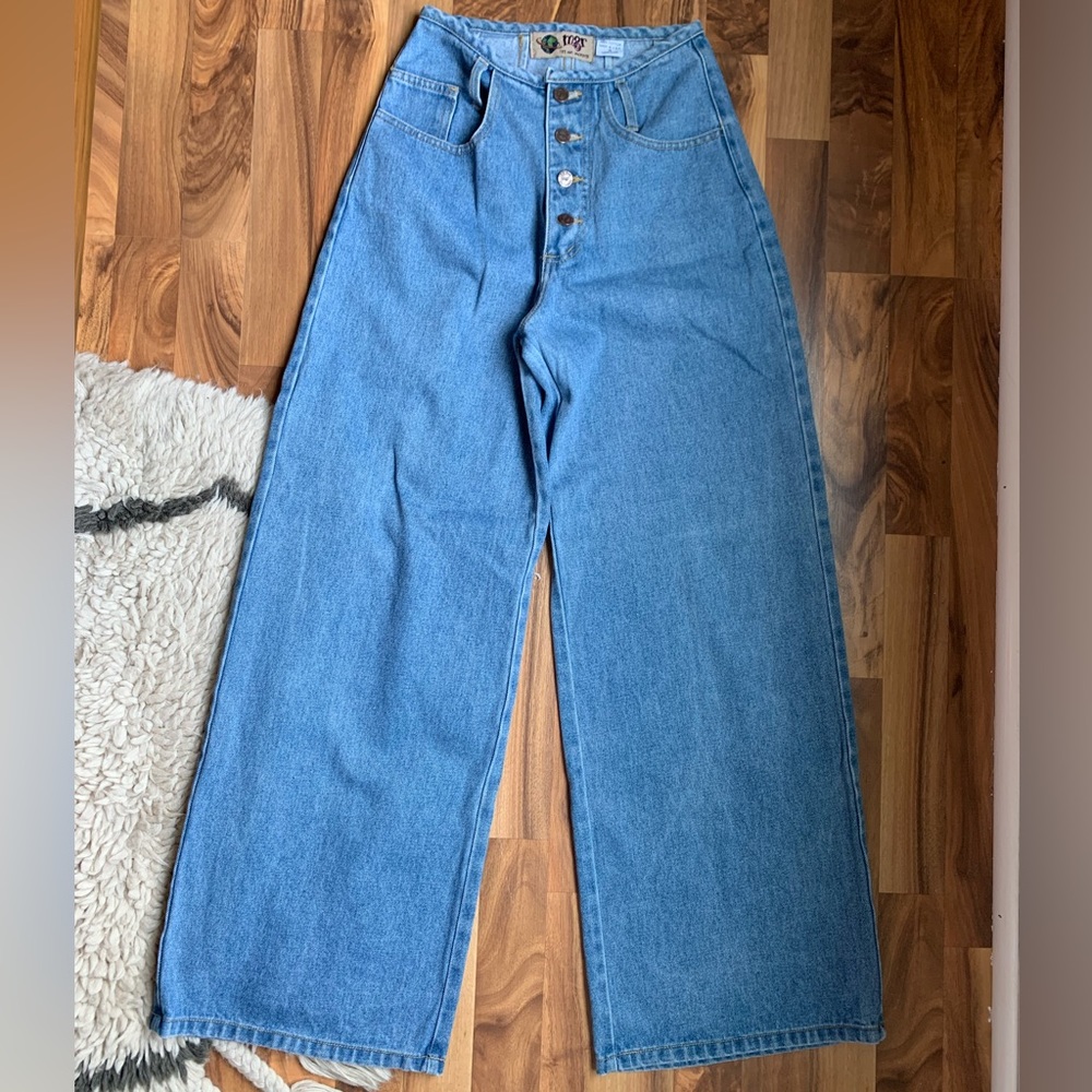 Vintage wide leg jeans